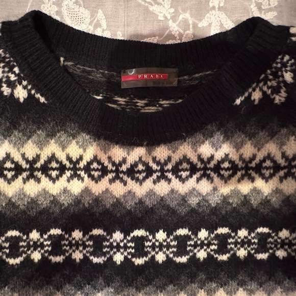 ❤️ PRADA Black, White and Shaded Grey Women’s Sweater. Size: 40 - Picture 2 of 16
